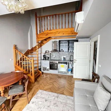 Appartement The Royal View Loft In Old Town *